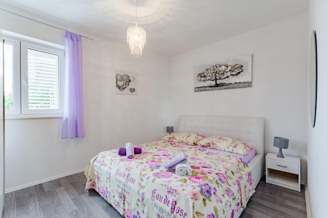 Anamaris Apartman Solin